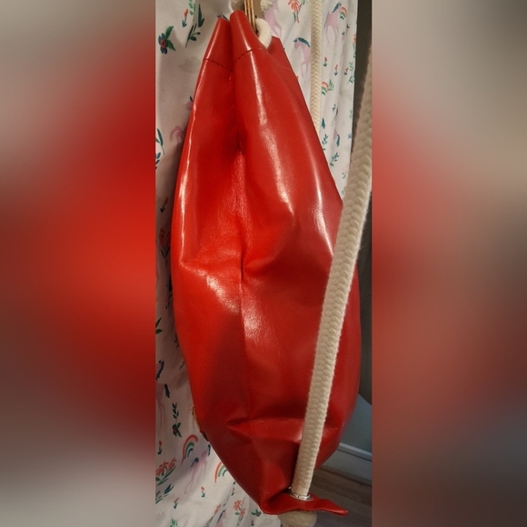 EUC IF Bags Italy Red Smooth Sustainable Vegan Eco-Leather Drawstring Backpack main image 10